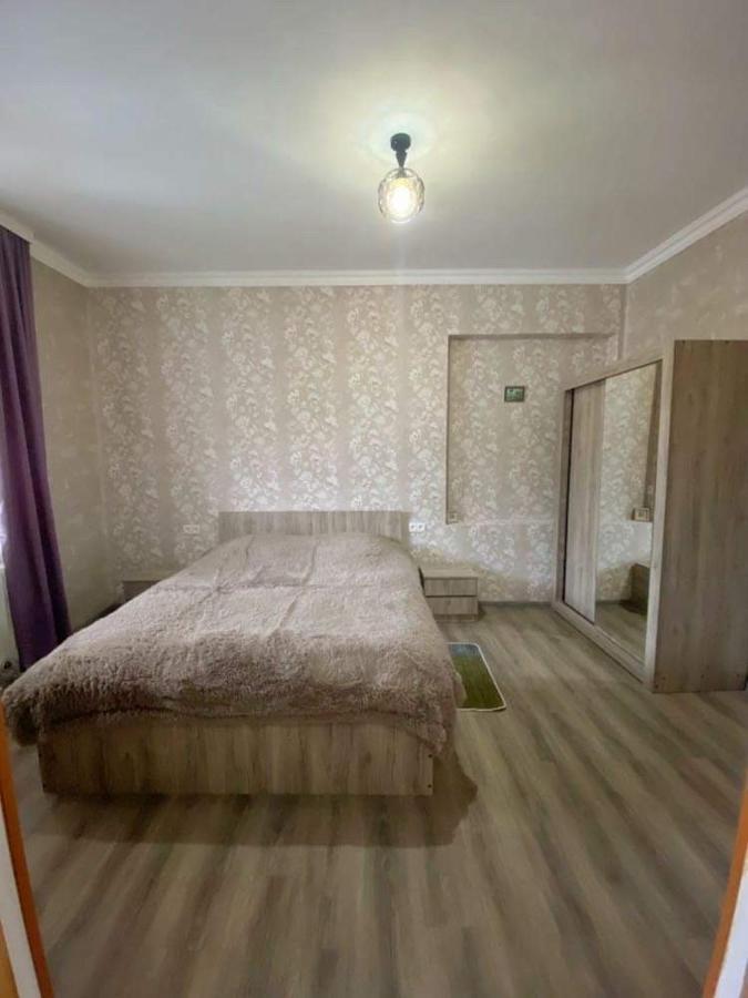 Achela'S Guesthouse Borjomi Bagian luar foto